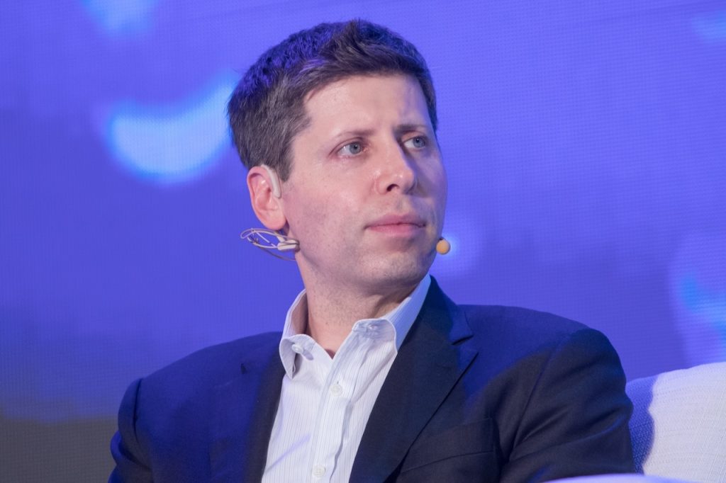 Sam Altman får uventet besøg fra retten under live-event