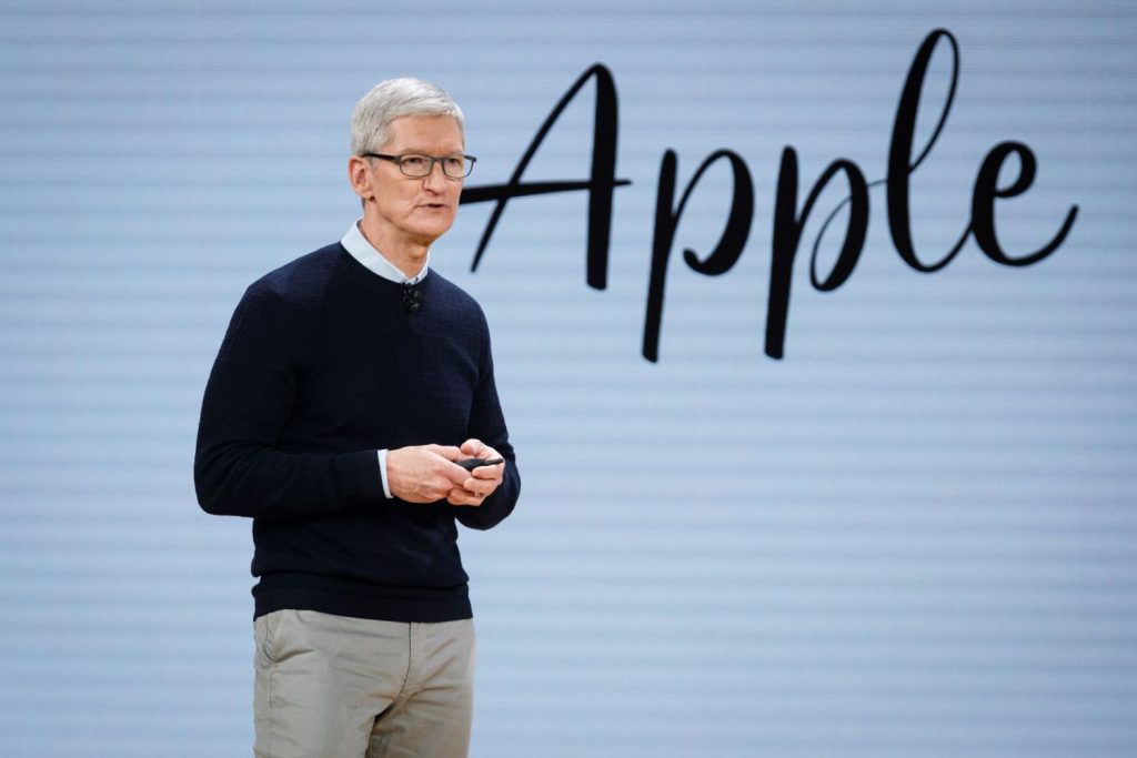 Apple’s top boss may soon be stepping aside