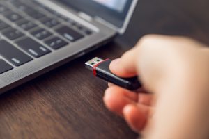 Sig farvel til USB-stikket: Disse alternativer er langt bedre