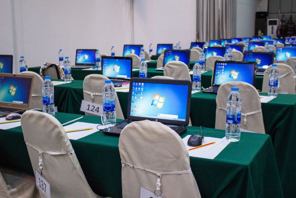 Britisk ministerium køber 30.000 Windows 10 computere efter systemets officielle slutdato