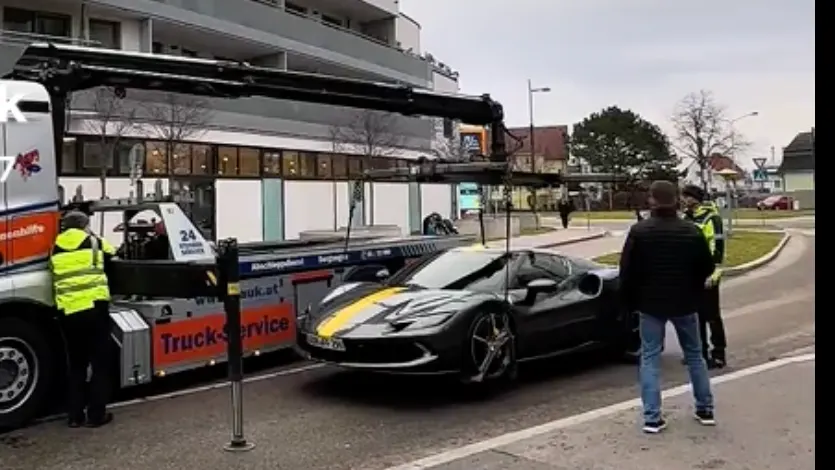 3427f7ea6b098724a8936a9de9bceb968b85aa35