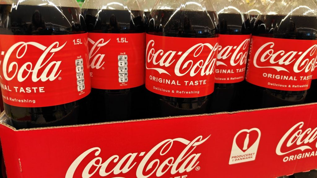 Storby sagsøger Coca Cola