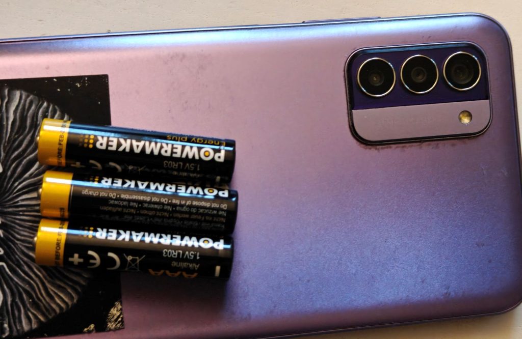 When should you replace your mobile battery? The answer will surprise most people