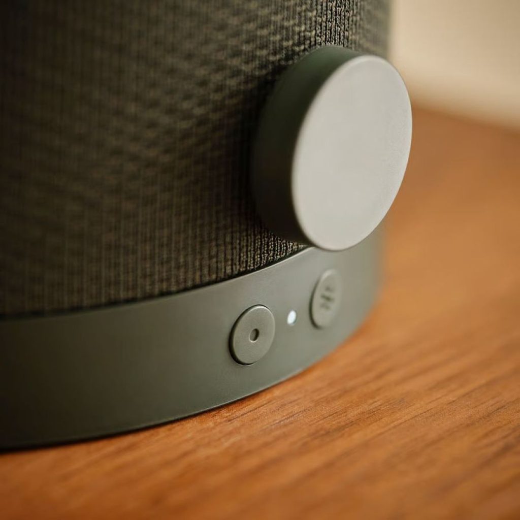 kulglass bluetooth speaker lamp dark green 1483846 pe1001369 s5