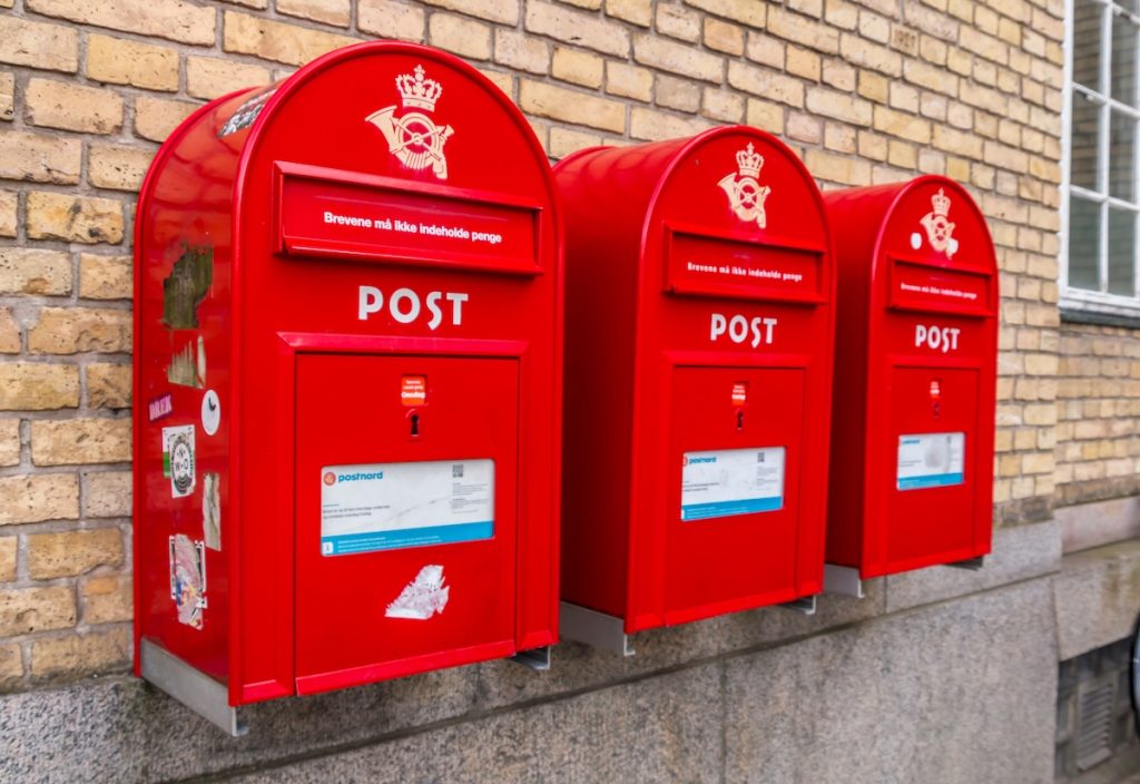 PostNord sælger de ikoniske røde postkasser: Her er prisen