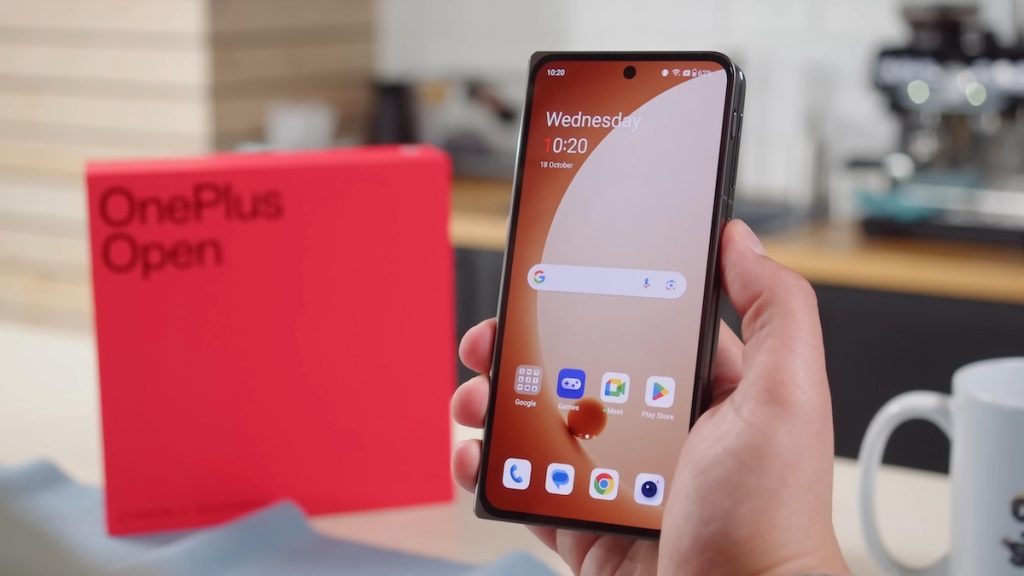 Kinesisk mobilmærke anklaget for politisk censur efter AI-opdagelse
