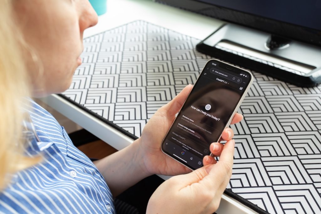 New survey shows what we use ChatGPT for and the answer is surprising